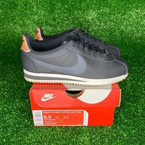 Women’s classic Cortez leather